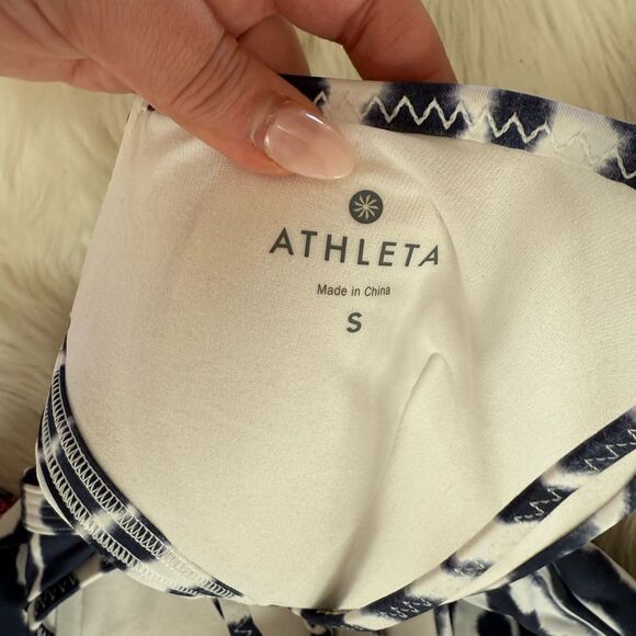 Swim top bundle - Picture 6 of 7